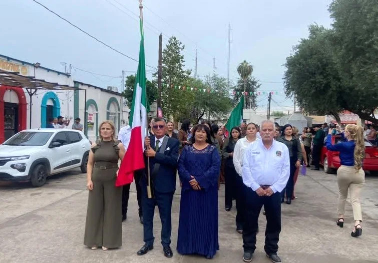 DESFILE PATRIO LLENA DE ORGULLO Y TRADICIÓN LAS CALLES DE BAVIÁCORA